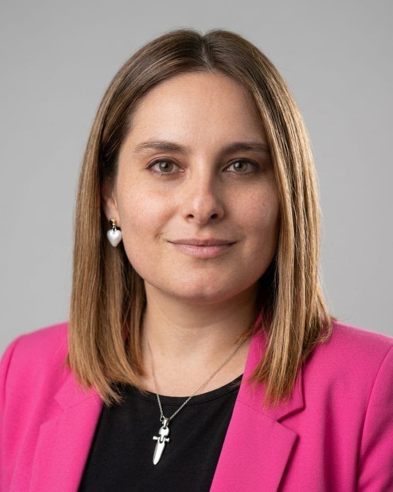 Angie — Ejecutiva de renovaciones · Vehicular